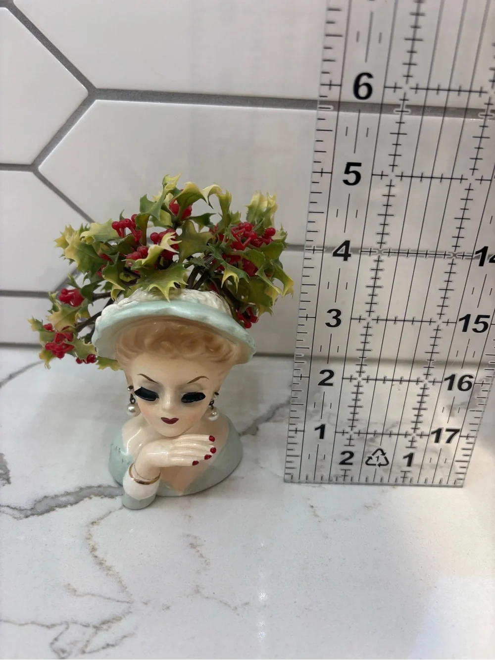 Vintage Inarco 1963 Lady Head Vase with original plastic flowers